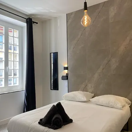 Bel Avec Toit-terrasse, 2 Chambres, Centre De Nice