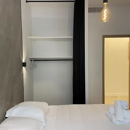 Appartement Joli Avec Jardin, 2 Chambres, Centre De Nice