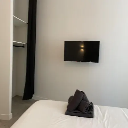 Bel Avec Toit-terrasse, 2 Chambres, Centre De * 尼斯