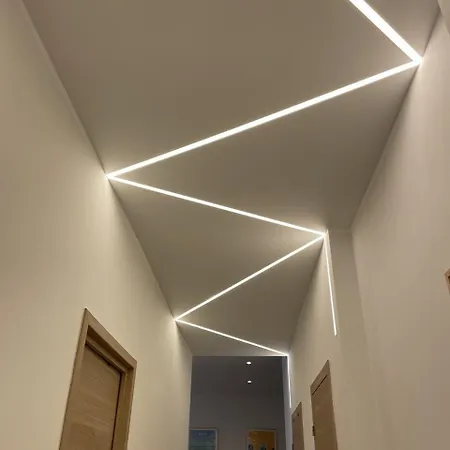 Joli Avec Jardin, 2 Chambres, Centre De Appartement Nice